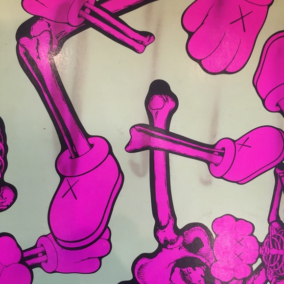 Rare KAWS Closed Edition Books - Picture 6 of 6